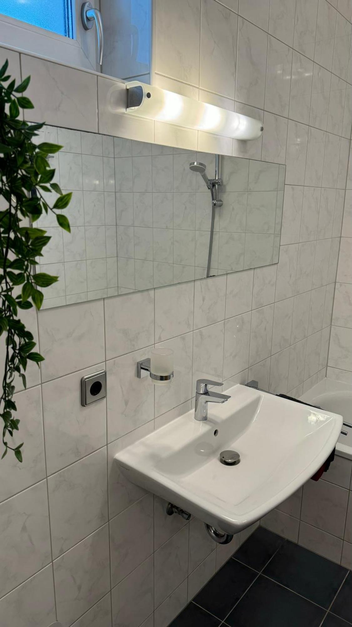 City Apartement Linz Fuer 5 Gaeste Mit Self-Checkin Und Kueche Kültér fotó