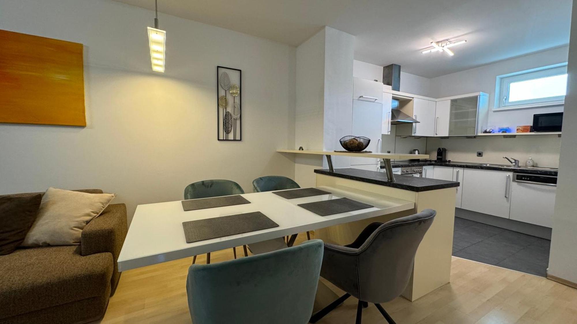 City Apartement Linz Fuer 5 Gaeste Mit Self-Checkin Und Kueche Kültér fotó