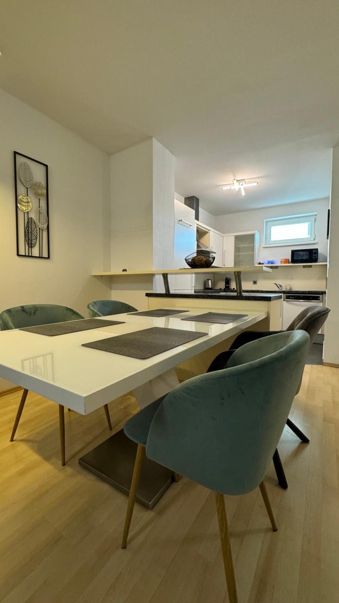 City Apartement Linz Fuer 5 Gaeste Mit Self-Checkin Und Kueche Kültér fotó